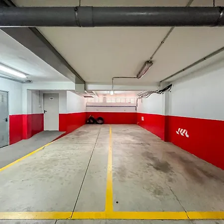 Cool Flat - Parking & Mountain Views Apartmán *